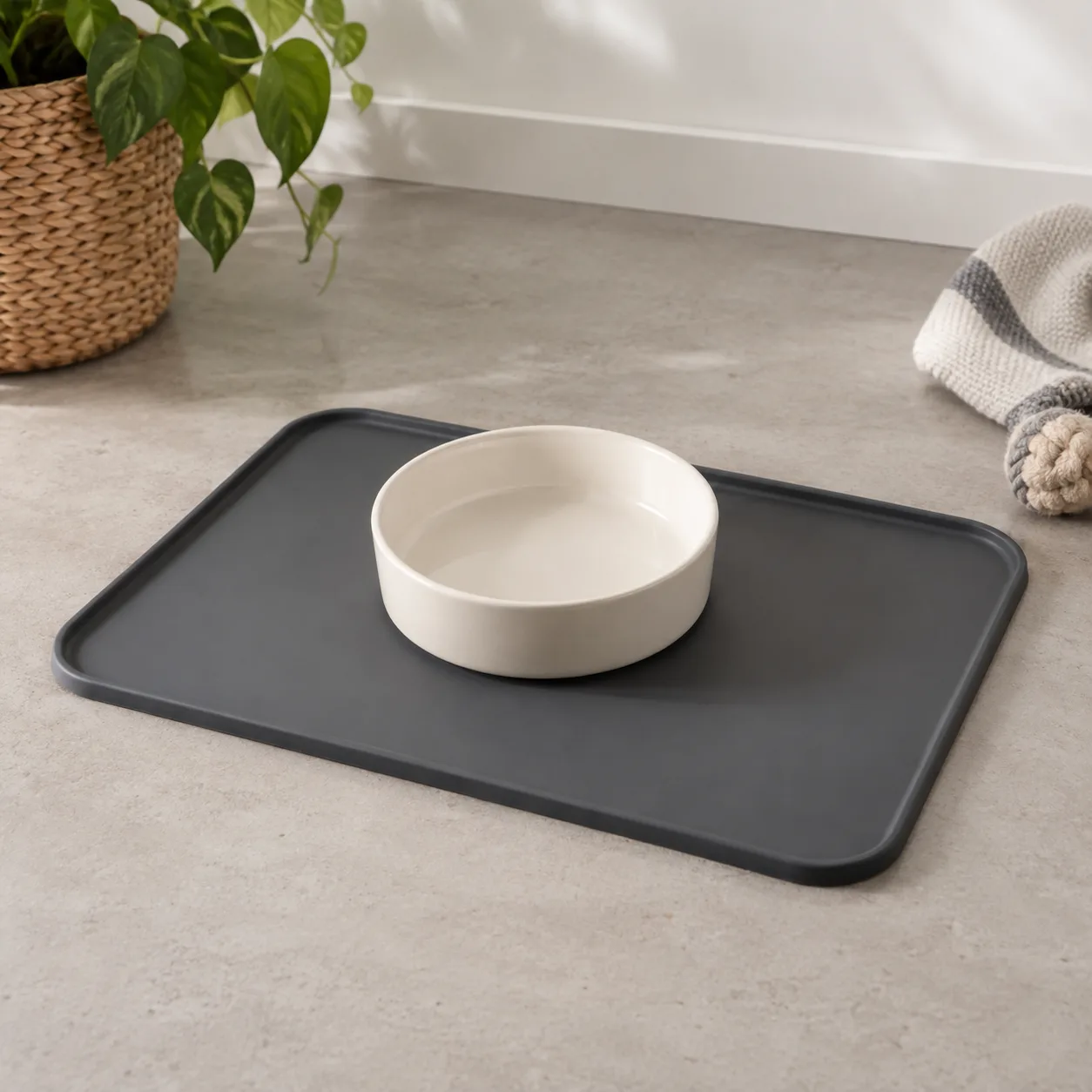 Slate Feeding Mat